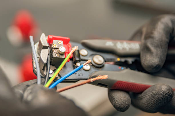 Best Electrical Installation Contractor  in Iowa Colony, TX